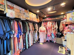 �y�����^���������w�A�Z�b�g�t���z���t���̂��X�̓z�e������k��10�b�I