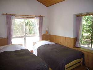 【長野県軽井沢・佐久の貸別荘・コテージ・ログハウス・コンドミニアム】ペンション軽井沢フォーレスト