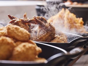 旅のお楽しみご当地グルメ“名古屋名物”手羽先の唐揚げ☆厚すぎない衣が名古屋のこだわり!