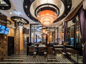 �t�����g�J�E���^�[�ł͔�ڐG�`�F�b�N�C���@���̗p���Ă���܂��B