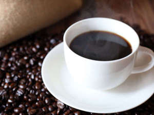 コーヒー、ジュースなどを無料ドリンクサービス