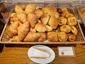 朝食はお部屋への持ち帰りもOK!プライベートな時間をのんびりお過ごしいただけます。