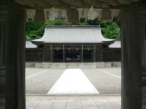 �y���ӊό��z�B��_��