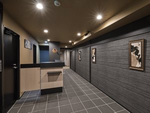 施設のフロントになります