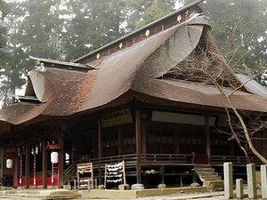 熊野大社は、南陽市宮内地区にあり日本三熊野に数えられています。