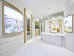 【5F Royal Park Spa by L' OCCITANE Tokyo】