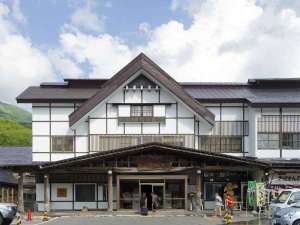 �y�_�������򗷊�-�O�ρz�V�΂̗l�q