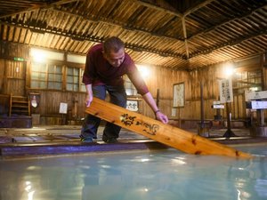 300�N���̗��j���������u�_��������v