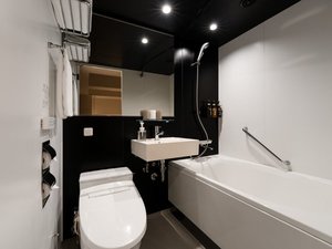 �o�X���[��