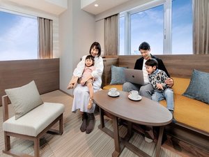 �n�C�t���A���C�����O�����f���[��