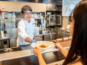 シェフが目の前で作るライブキッチン♪出来立てパスタをどうぞ♪