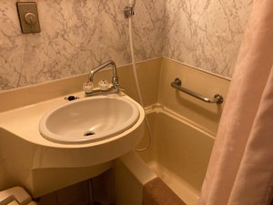 環境問題に取り組んでおります。毎日、心を込めて清掃致しております。
