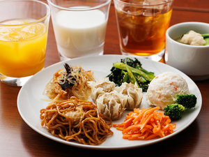 【朝食】朝食一例…和洋中のビュッフェ 朝食時間6:50〜10:30(L.O10:00)