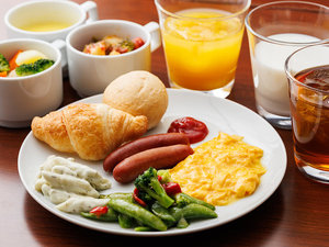 【朝食】朝食一例…和洋中のビュッフェ 朝食時間6:50〜10:30(L.O10:00)