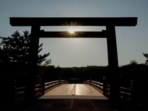 【宇治橋】 日の出 当館より車で11分♪