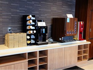 1F ���E���W�@�h�����N�o�[