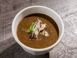 【宿泊者無料サービス】地獄めぐり担々麺(黒ごま担々麺/月替わり)21:00〜22:30LO