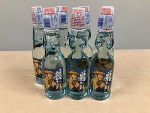 文豪・小泉八雲が愛した和田浜の「小川屋」のラムネが有名。当時のエピソードにちなんだ「和田のラムネ」