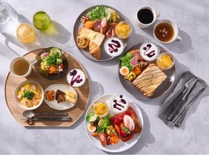 ���H�v���[�g�Z�b�g�F���C���v���[�g��4�킩�炨�I�т���������AOMO�J�t�F���o���̃��[�j���O�Z�b�g�ł��B