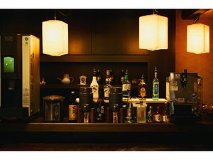 【ドリンクサービス】ラウンジでもドリンクをご用意しております。