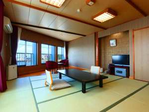 「海が見える和室(バス・トイレ付)」203号室