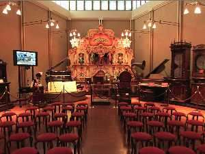 �l���΃I���S�[���~���[�W�A��