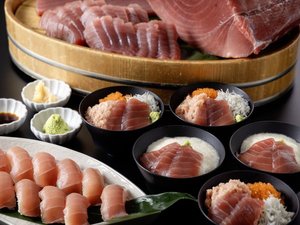 【朝食ビュッフェ】お好きな楽しみ方で、名物「三崎マグロ」をたっぷりお召し上がりください。