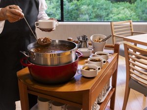 �y�u�b�t�F���z�����Ƃ�Ƃ�̓��ٖ����r�[�t�V�`���[�B���Ȃ�����ďo�����Ă����͂�