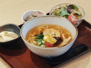 朝食