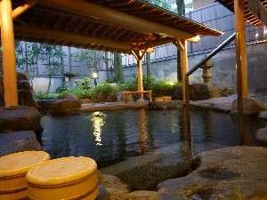 湯田中温泉　石庭露天風呂の宿　俵やの施設写真1
