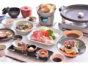 ◇◆土佐ブランド肉の食べ比べ!◆◇ 鰹のたたき付 土佐牛&はちきん地鶏の陶板焼き会席(一例)