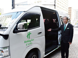 新大阪駅 ⇔ ホリデイ・イン&スイーツ新大阪まで無料送迎車を運行。詳しくはアクセスを確認ください。