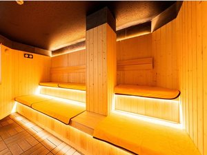 �y�a���E�T�E�i�z