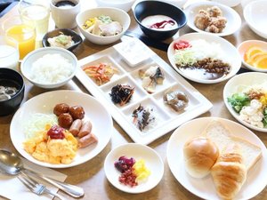 和洋ボリュームのあるバイキングです。