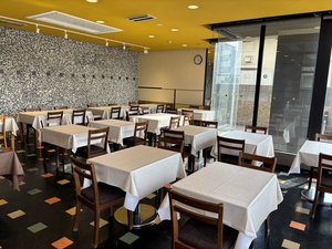 朝食会場