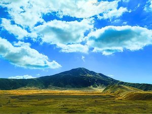 草千里ヶ浜(ホテルよりお車で約20分)