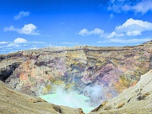 阿蘇中岳火口(ホテルよりお車で約25分)