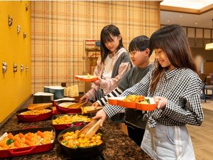 �L�b�Y�r���b�t�F�R�[�i�[�ł͂��q�l�����₷�������ł��q�l�喞���̃��j���[�����p�ӁB