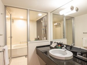 【セパレートバスルームイメージ】バス・トイレ別でご家族やご友人とのご滞在におすすめ