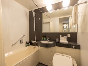 【ユニットバスルーム イメージ】コンパクトなユニットバス