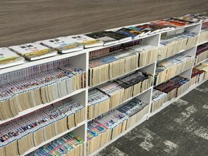 【リラクゼーションスペース】多くの漫画や雑誌を揃えてます!ご滞在中に漫画のイッキ見もお試しください!