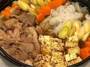 【朝食】ご当地逸品料理:牛鍋