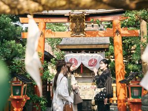【ここが特長】祇園の国宝など紹介しながら、街に散らばる「紋章の歴史や背景」を解説する無料ツアー