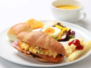 お子様用朝食(税込880円)