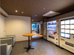 2階 自動販売機コーナー