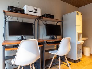2階 パソコンコーナー/製氷機(無料)