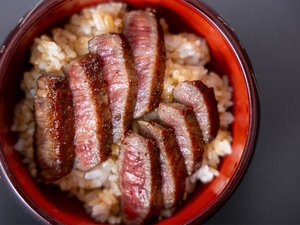 【ランチ限定メニュー】プチ葵まぶし2階レストラン葵にてご提供