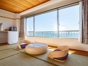 【和室(30平米)17.5畳・4階】眺望海/バストイレ付(ウォシュレット)/空気清浄機/空冷蔵庫/TV付