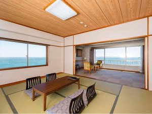 【和室(30平米)17.5畳】眺望海/バストイレ付(ウォシュレット)/空気清浄機/空冷蔵庫/TV付