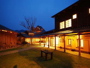 【近畿・関西／京都府の貸し別荘・コテージ・ログハウス】宇川温泉 よし野の里